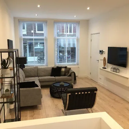 Village 赞德沃特