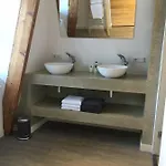 Village Apartment *