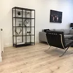 Village Apartment *